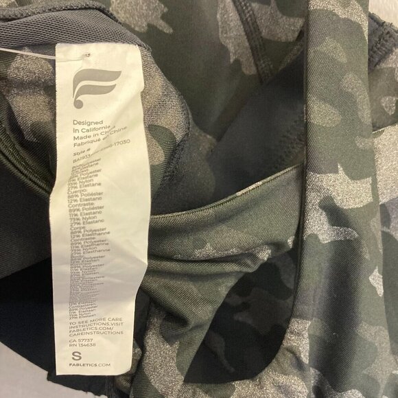 NWT Fabletics Ella High Support Zip Front Sports Bra Small S Black Gray Camo - Picture 8 of 10